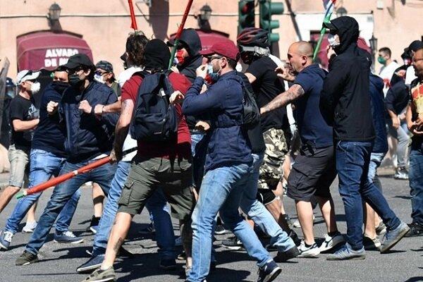 تور ارزان ایتالیا: تظاهرات علیه محدودیت های کرونایی در ایتالیا