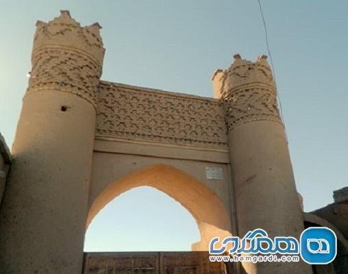 قلعه محمد باقری هرات یکی از جاهای دیدنی استان یزد به شمار می رود